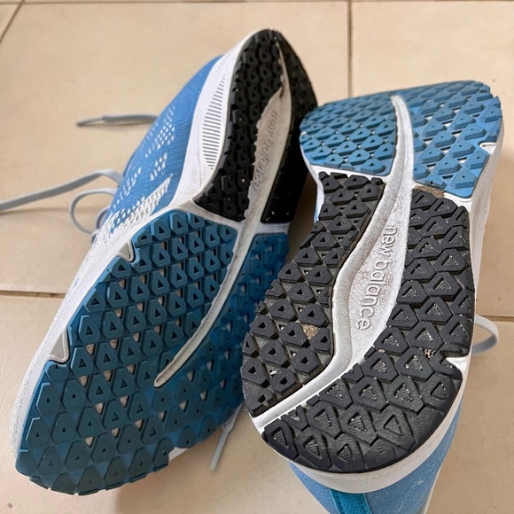 New Balance 1500 V6 - Picture 4 of 4